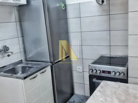 Izdavanje, jednosoban stan, 42m², Centar, Novi Sad - image 4