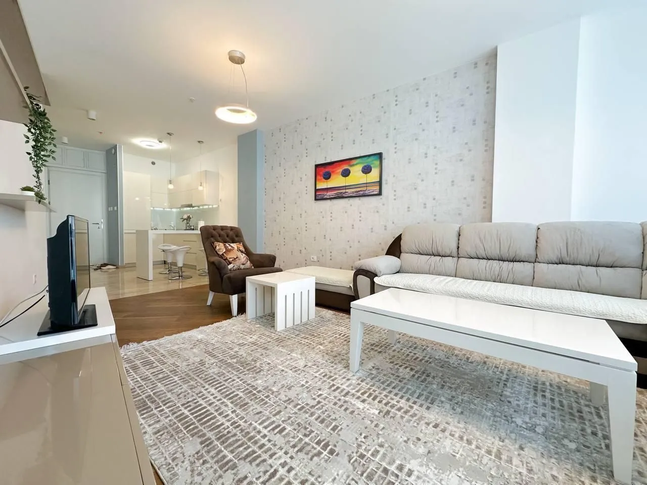 Rent, one bedroom apartment, 64m², Centar, Budva