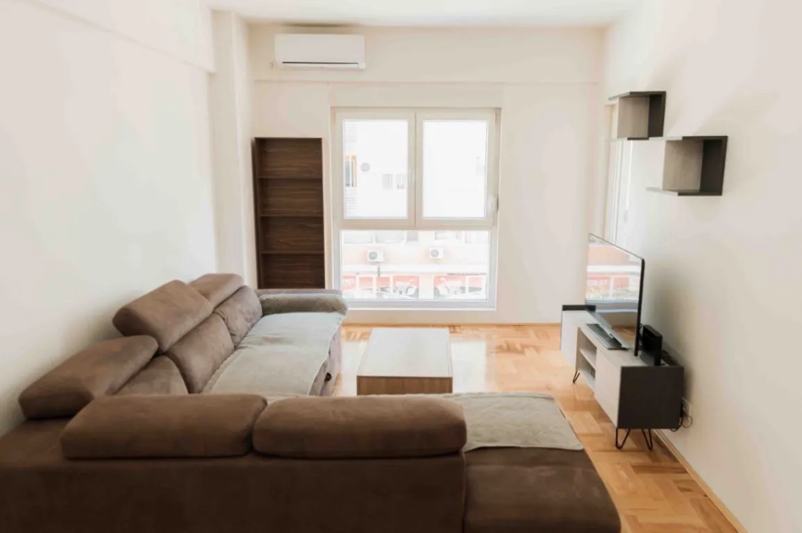 Izdavanje, jednosoban stan, 50m², Ljubović, Podgorica