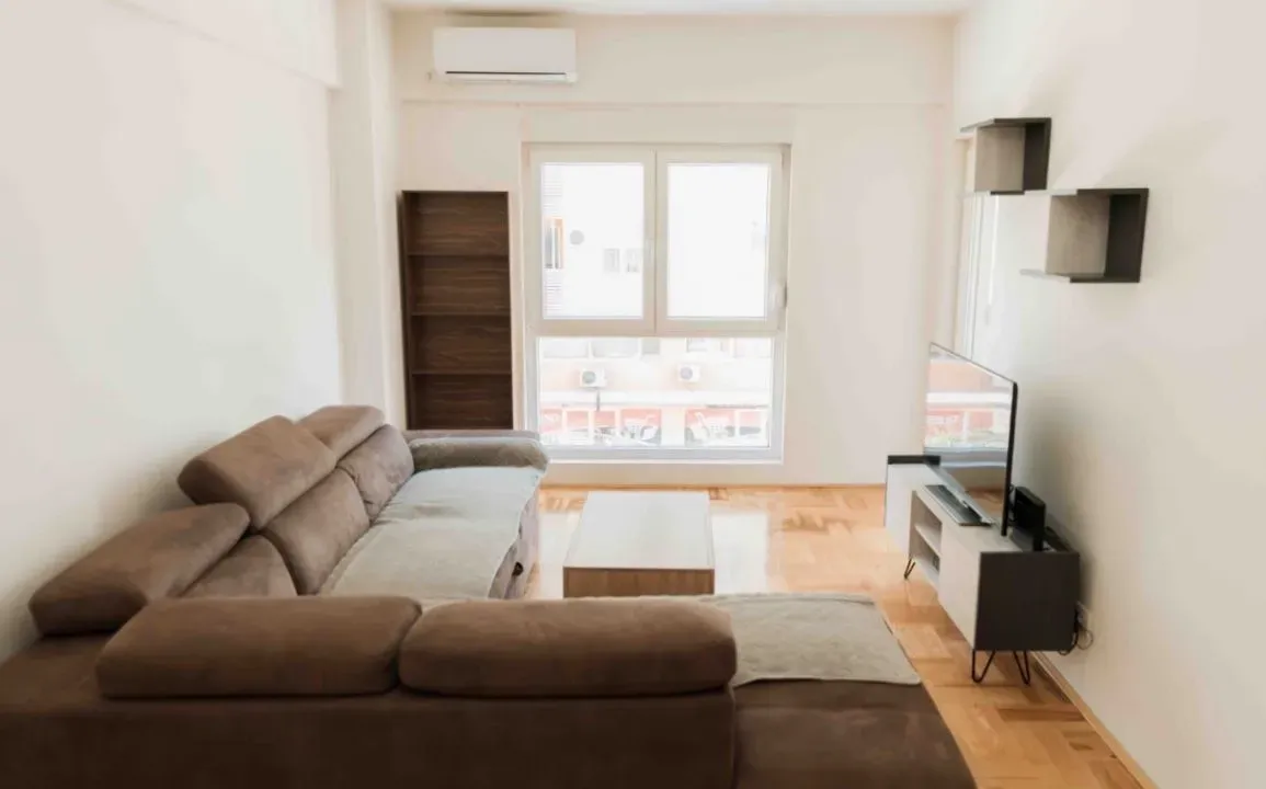 Izdavanje, jednosoban stan, 50m², Ljubović, Podgorica