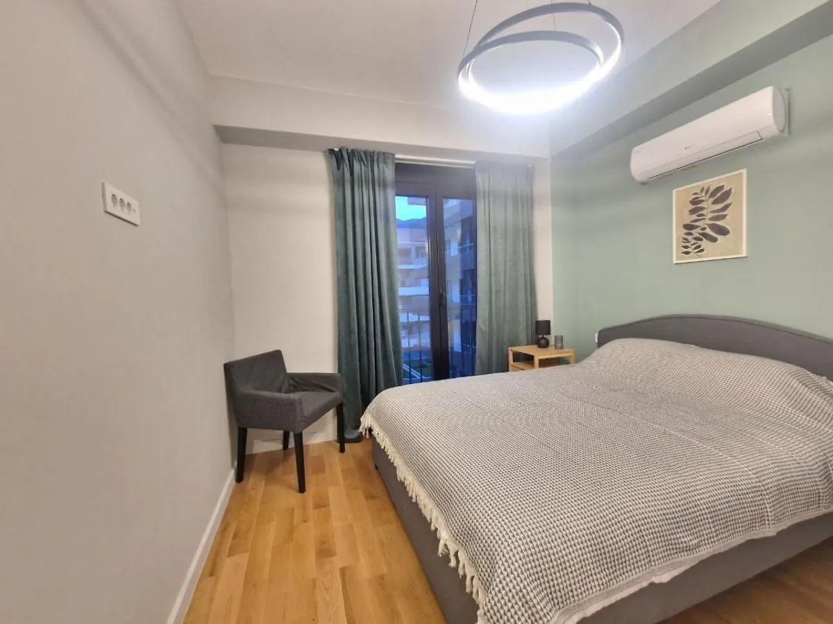 Rent, three bedroom apartment, 64m², Seljanovo, Tivat