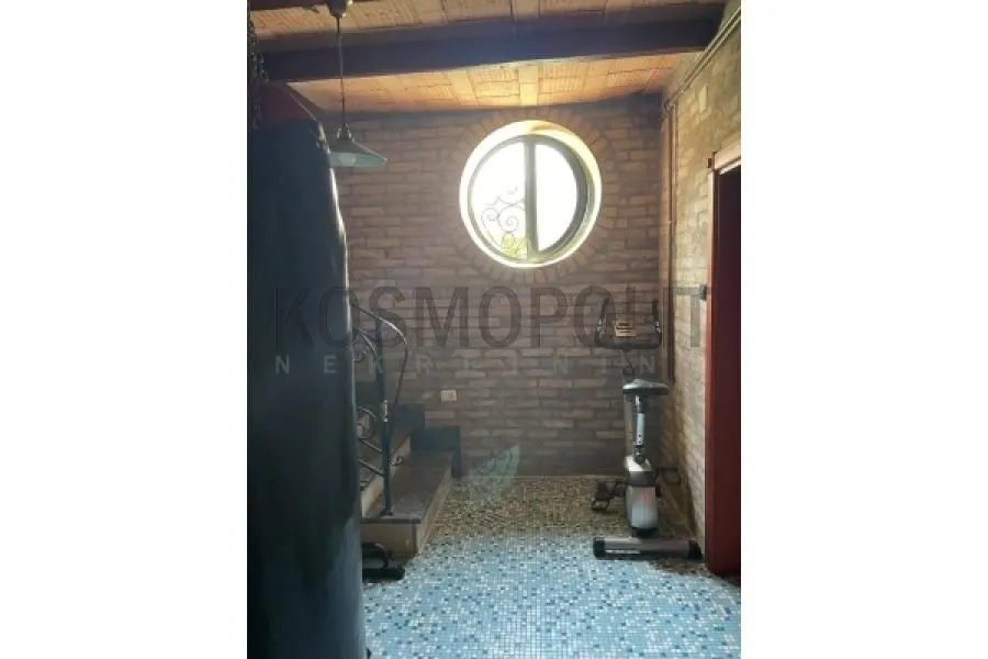 Sale, house, 365m², Miljakovac, Rakovica