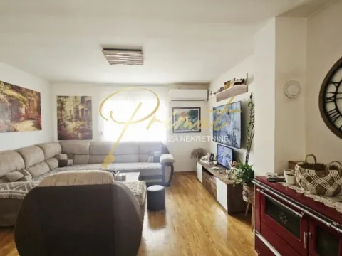 Prodaja, kuća, 274m², Kotež, Palilula Sve Podlokacije - image 3