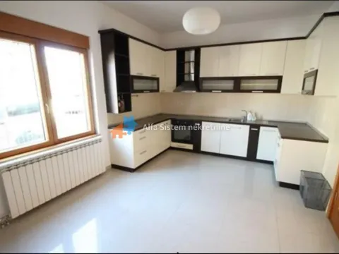 Izdavanje, kuća, 600m², Savski Venac, Beograd - image 19