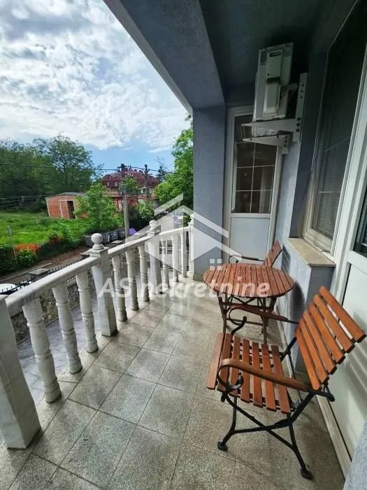 Rent, four bedroom apartment, 115m², Savski Venac, Beograd