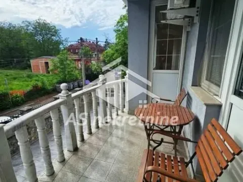 Rent, four bedroom apartment, 115m², Savski Venac, Beograd - image 16