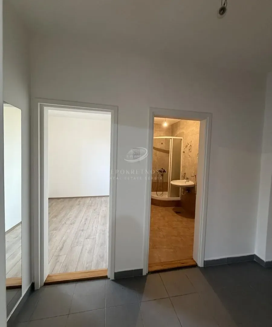 Sale, two bedroom apartment, 55m², Voždovac Sve Podlokacije, Beograd