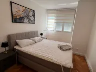 Izdavanje, dvosoban stan, 60m2, Centar, Bar