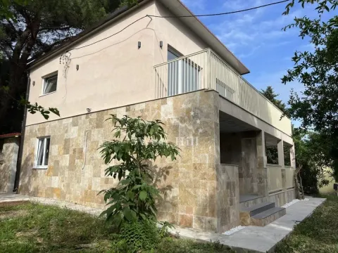 Prodaja, kuća, 155m², Bar, Crna Gora - image 4