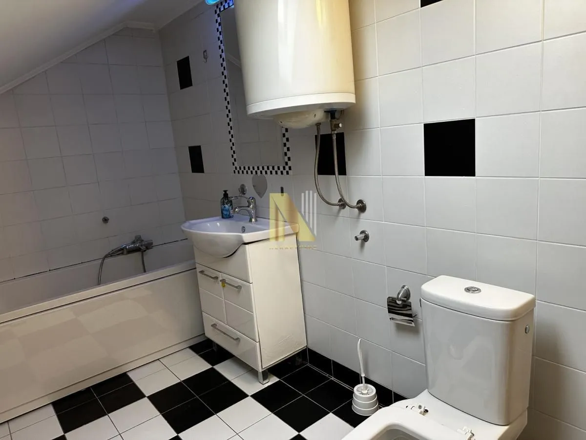 Izdavanje, dvosoban stan, 51m², Sajmište, Novi Sad