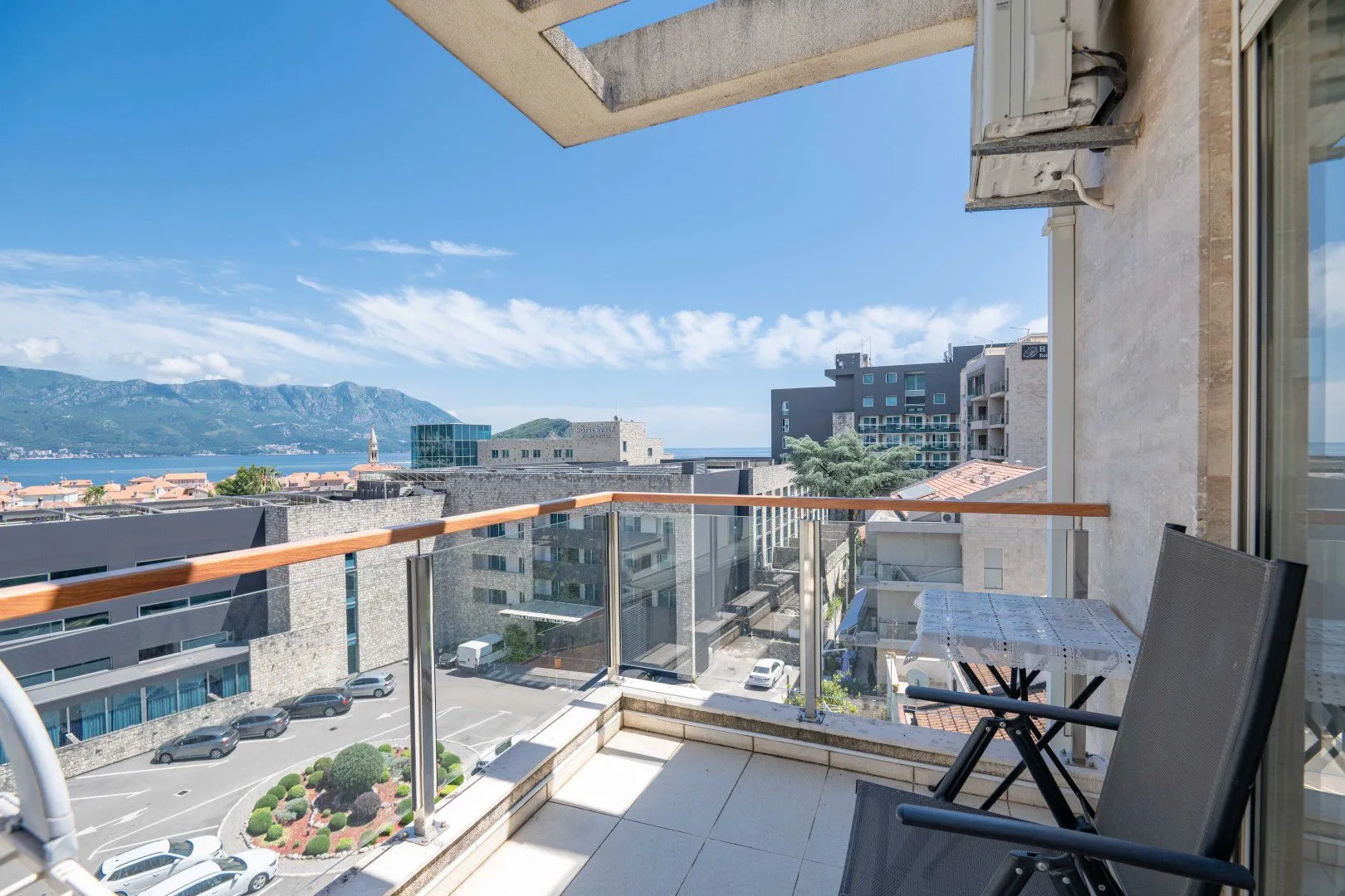 Sale, two bedroom apartment, 75m², Gospoština, Budva