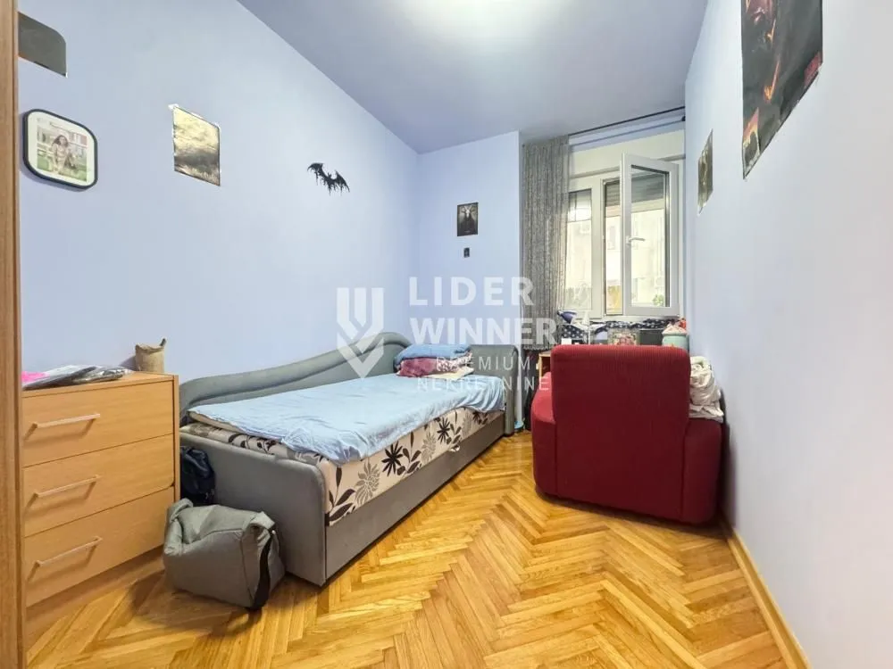 Prodaja, dvosoban stan, 84m², Kalenić Pijaca, Vračar Sve Podlokacije