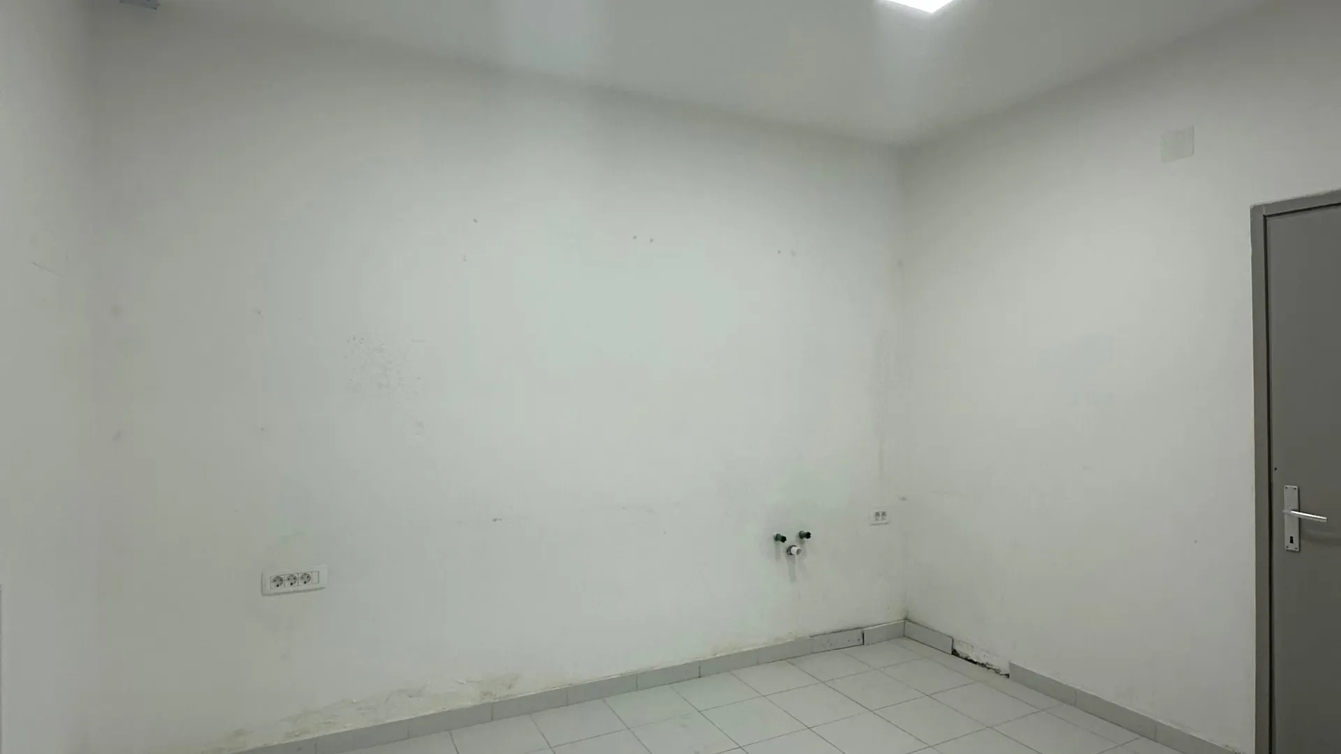 Rent, office space, 110m², Dumidran, Tivat