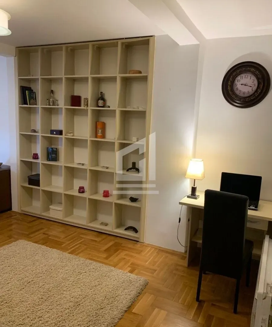 Prodaja, trosoban stan, 86m², Centar, Podgorica