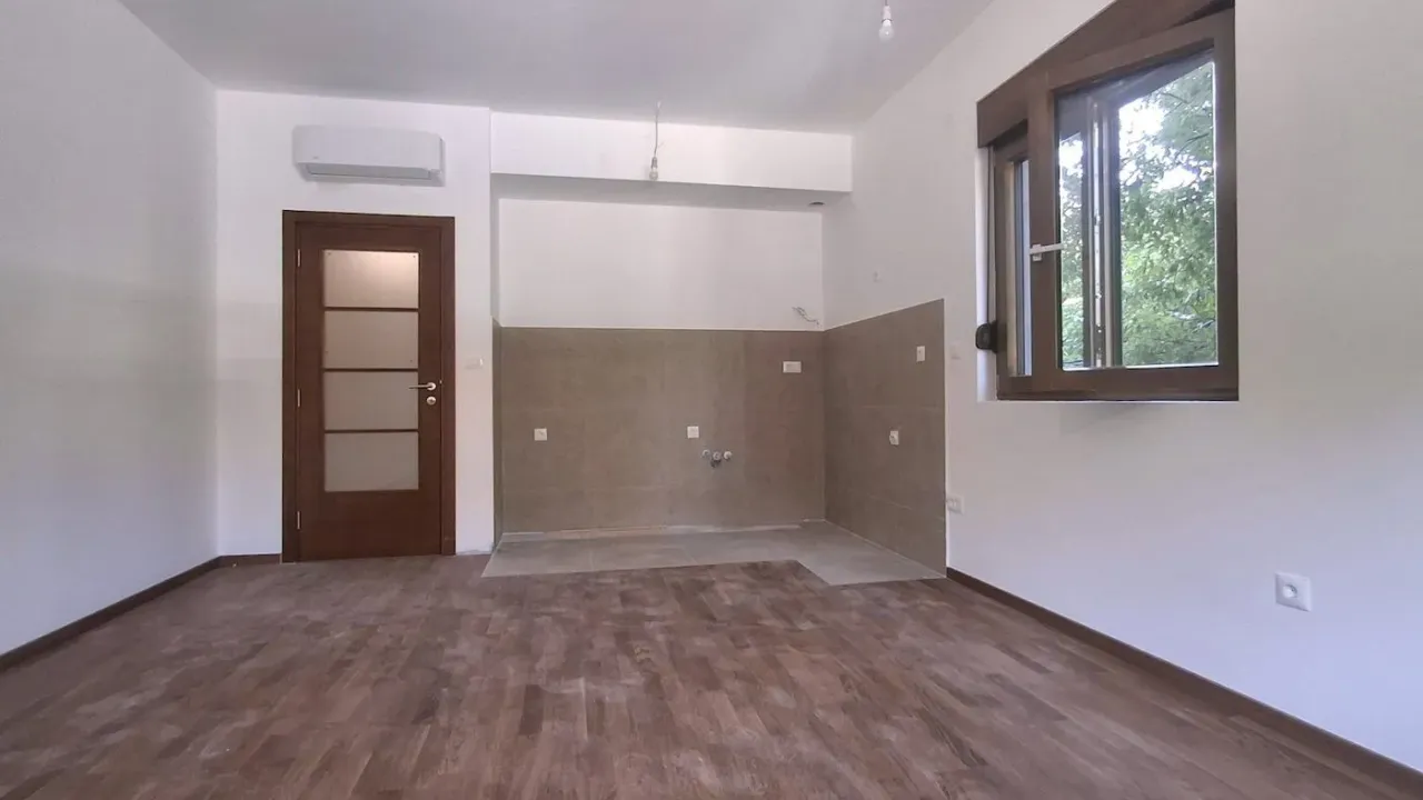 Rent, office space, 45m², Zagorič, Podgorica