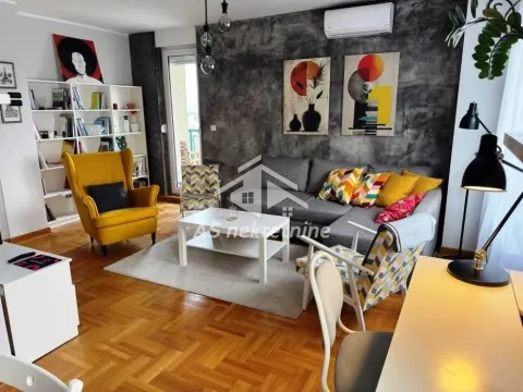 Stan in Voždovac Sve Podlokacije