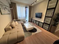 Izdavanje, trosoban stan, 83m², Savski Venac, Beograd - image 1