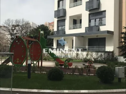 Rent, two bedroom apartment, 35m², Južni Bulevar, Vračar Sve Podlokacije - image 7