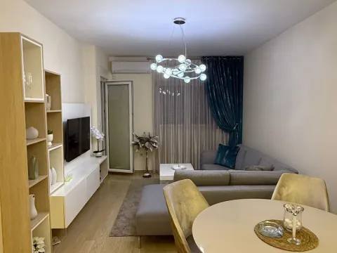 Rent, two bedroom apartment, 68m², City Kvart, Podgorica - image 12