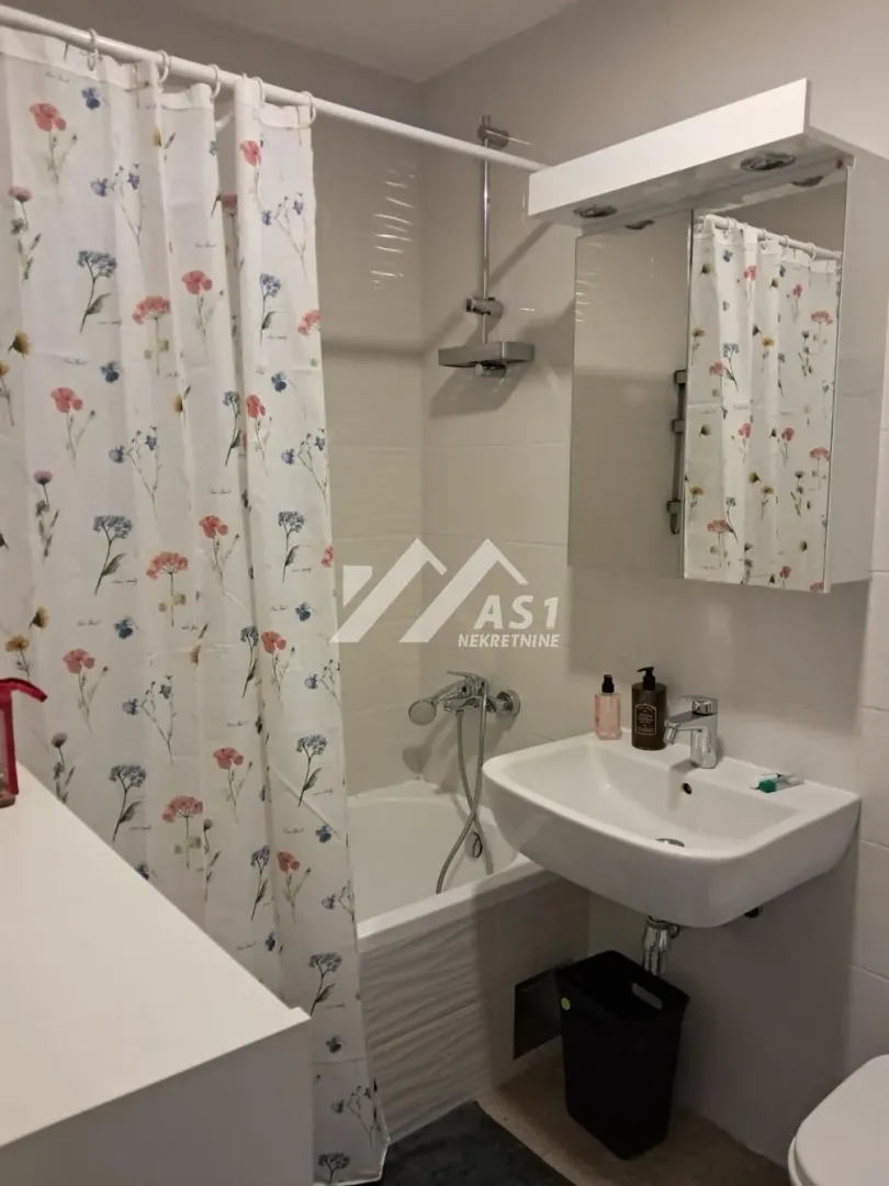 Rent, two bedroom apartment, 45m², Rotkvarija, Novi Sad Sve Podlokacije
