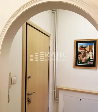 Rent, three bedroom apartment, 92m², Tašmajdan, Palilula Sve Podlokacije - image 7