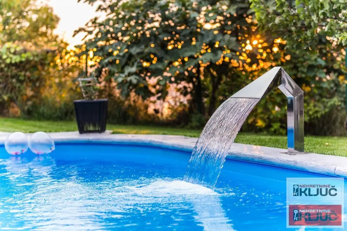 Rent, house, 100m², Petrovaradin, Novi Sad