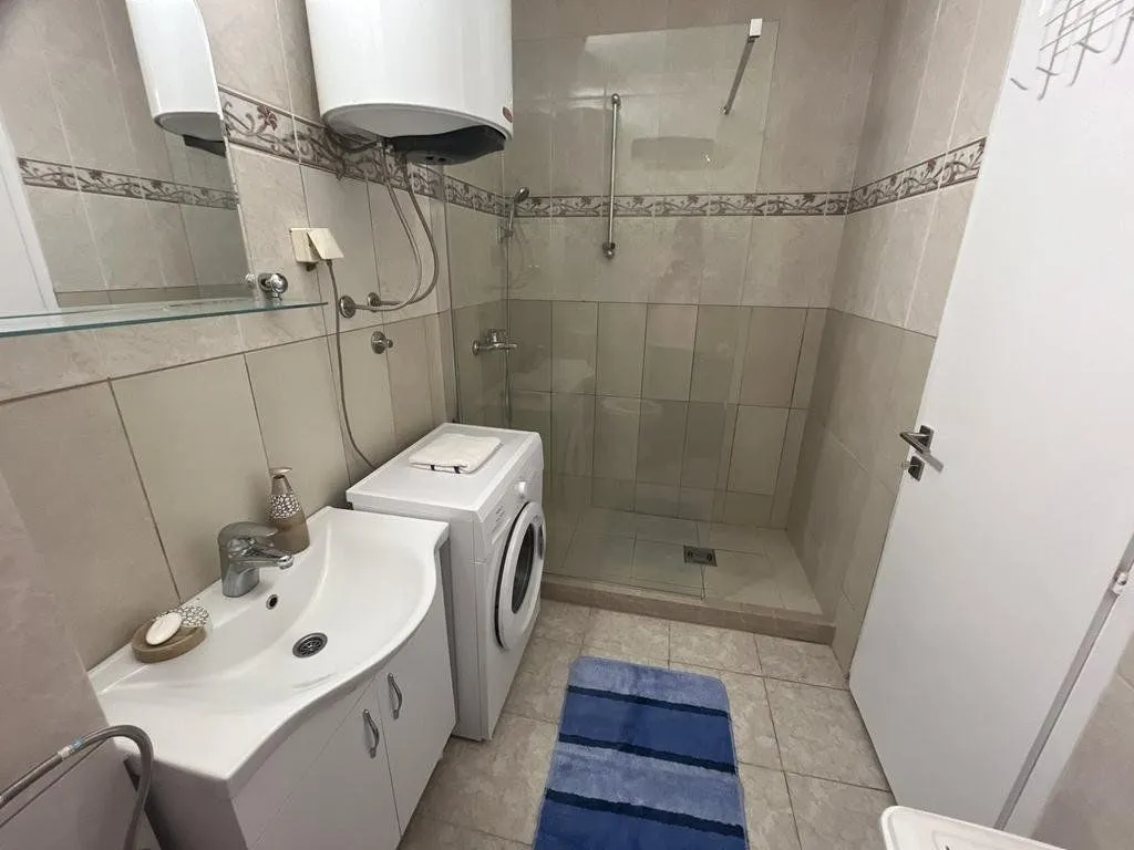 Rent, two bedroom apartment, 85m², Centar, Podgorica