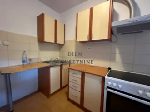 Izdavanje, kuća, 100m², Zabjelo, Podgorica - image 9