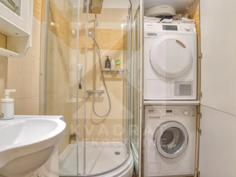 Sale, one bedroom apartment, 40m², Gorica C, Podgorica - image 11