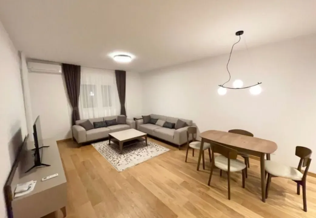 Izdavanje, dvosoban stan, 76m², New City, Podgorica