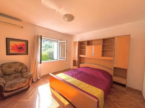 Sale, three bedroom apartment, 73m², Dobrota, Kotor - image 8