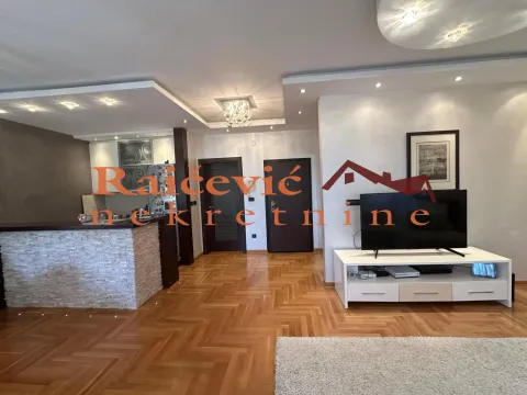 Rent, four bedroom apartment, 97m², Zvezdara Sve Podlokacije, Beograd - image 4