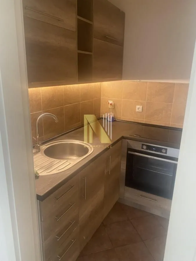 Prodaja, dvosoban stan, 40m², Sajmište, Novi Sad