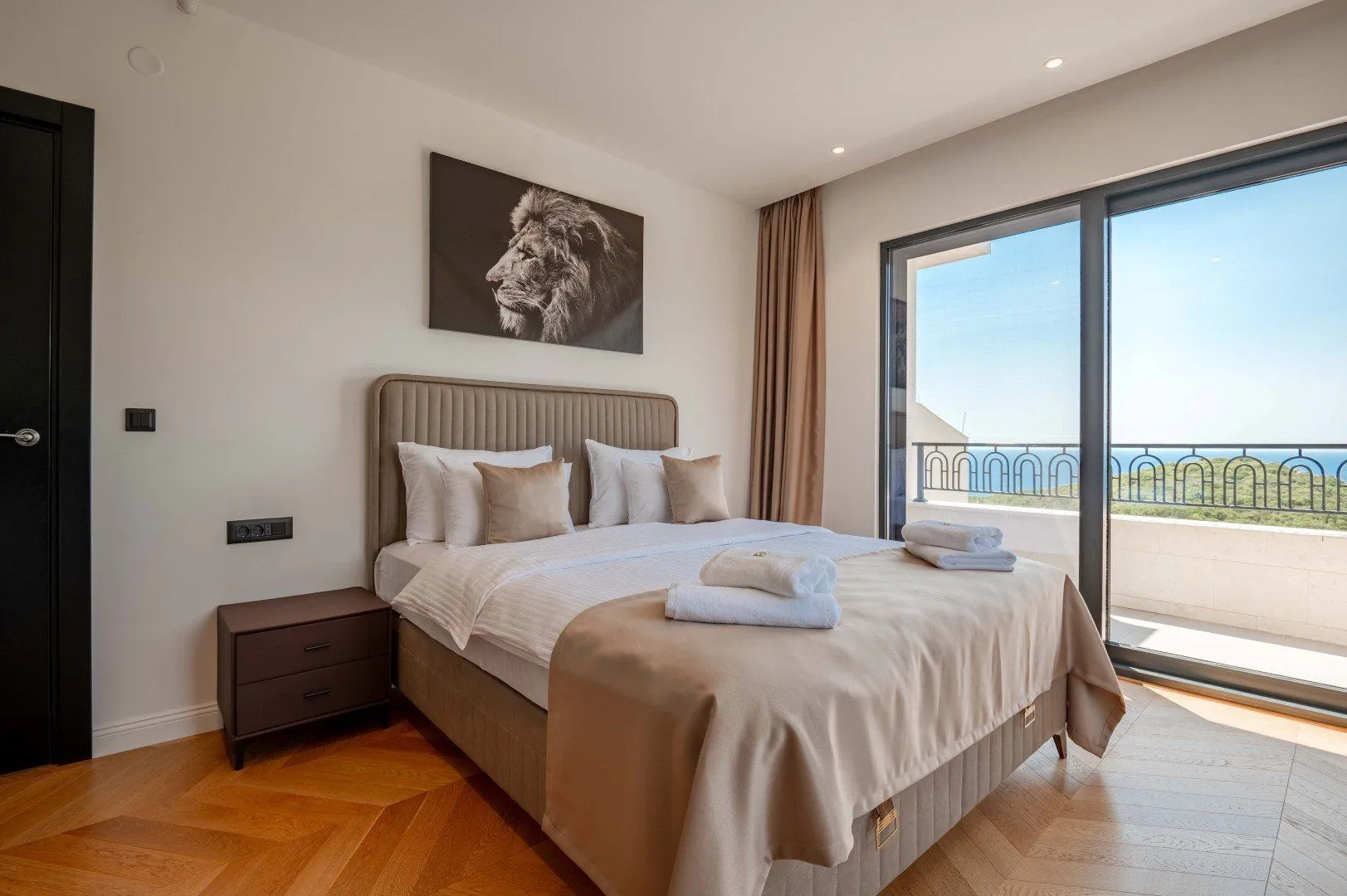 Sale, house, 318m², Reževići, Budva