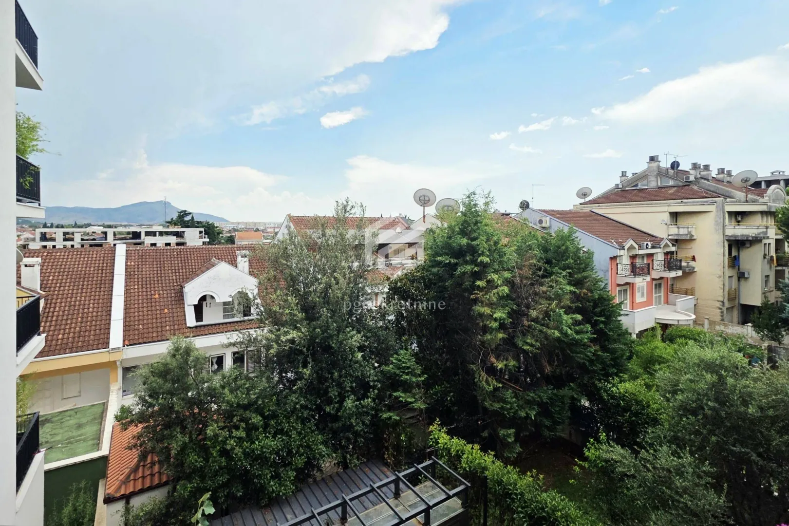 Rent, two bedroom apartment, 125m², Gorica C, Podgorica