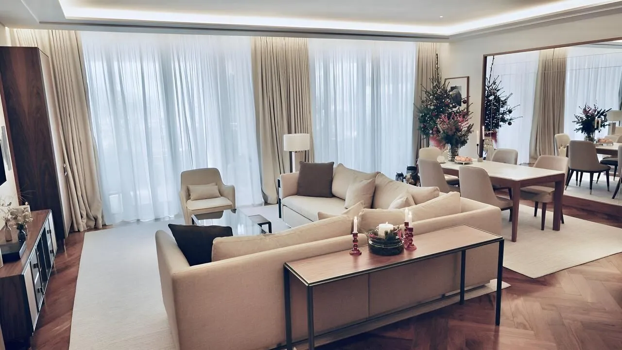 Prodaja, dvosoban stan, 185m², Tivat, Crna Gora
