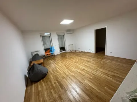 Izdavanje, stan, 93m², Stari Grad, Beograd - image 11