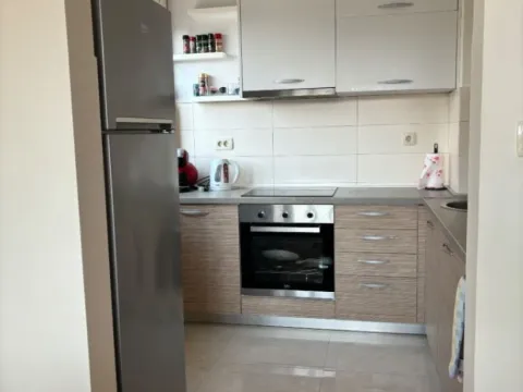 Izdavanje, jednosoban stan, 54m², City Kvart, Podgorica - image 4