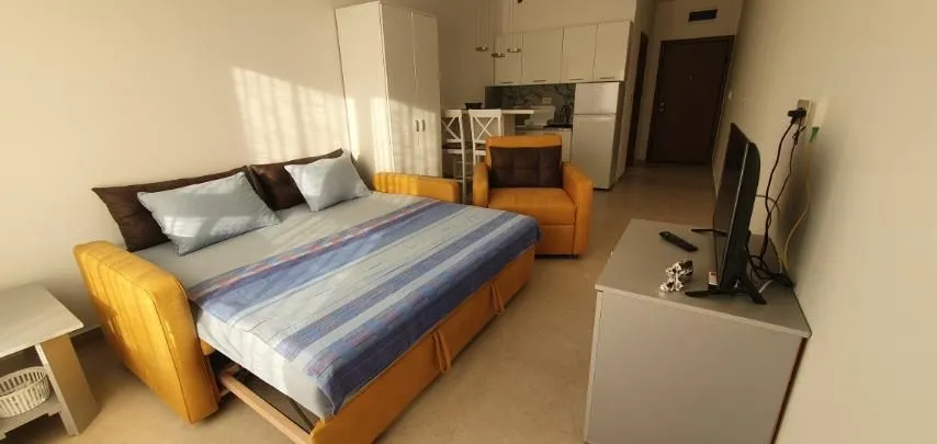 Izdavanje, garsonjera, 30m², Centar, Budva