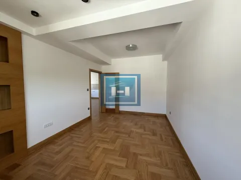 Prodaja, dvosoban stan, 77m², Vašarište, Jagodina - image 9