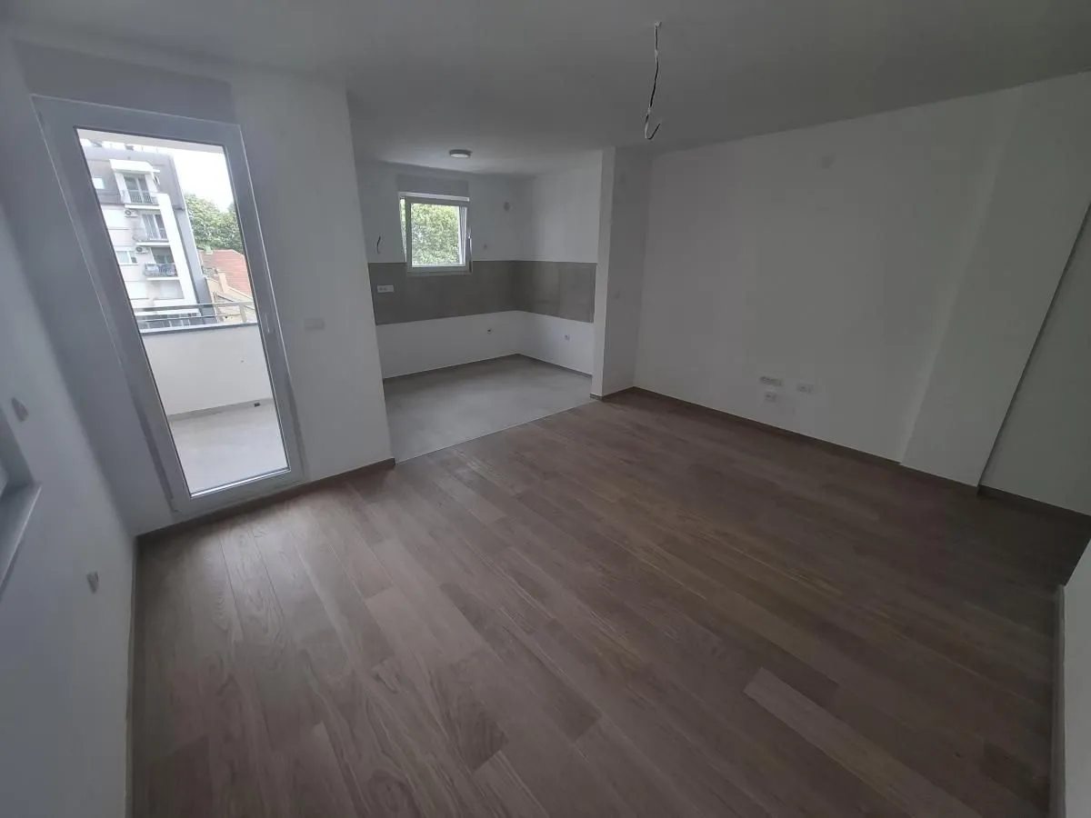 Prodaja, dvosoban stan, 46m², Salajka, Novi Sad Sve Podlokacije