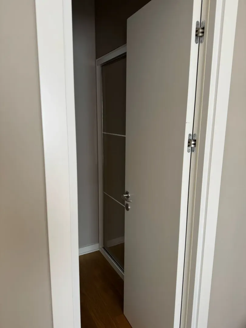 Izdavanje, trosoban stan, 194m², Centar, Budva