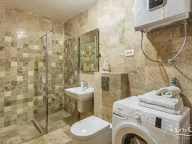 Prodaja, jednosoban stan, 87m², Pržno, Budva - image 8