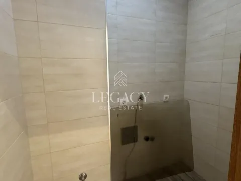 Izdavanje, četvorosoban stan, 140m², Šumice, Beograd - image 13