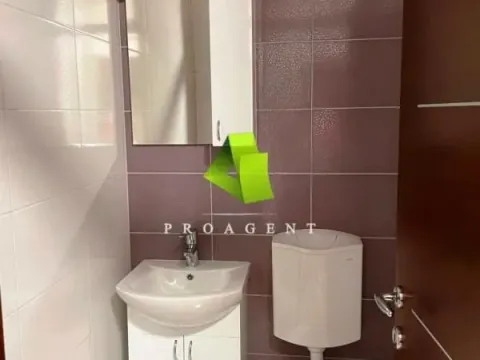 Izdavanje, trosoban stan, 85m², Crveni Krst, Niš - image 12