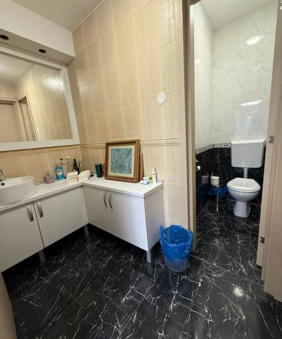 Izdavanje, poslovni prostor, 129m², Preko Morače, Podgorica