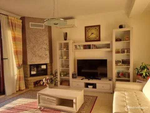 Prodaja, dvosoban stan, 113m², Petrovac, Budva - image 3