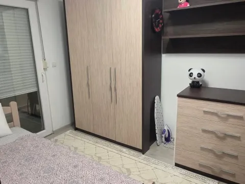 Izdavanje, dvosoban stan, 70m², Centar, Bar - image 9