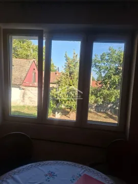 Sale, house, 181m², Zemun Sve Podlokacije, Beograd - image 12