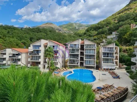 Prodaja, dvosoban stan, 75m², Pržno, Budva - image 11